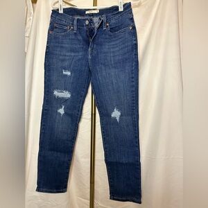 Levi’s Mid-rise Ripped Boyfriend Jeans Size 27